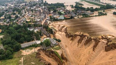 Die Stadt Erftstadt von oben gesehen